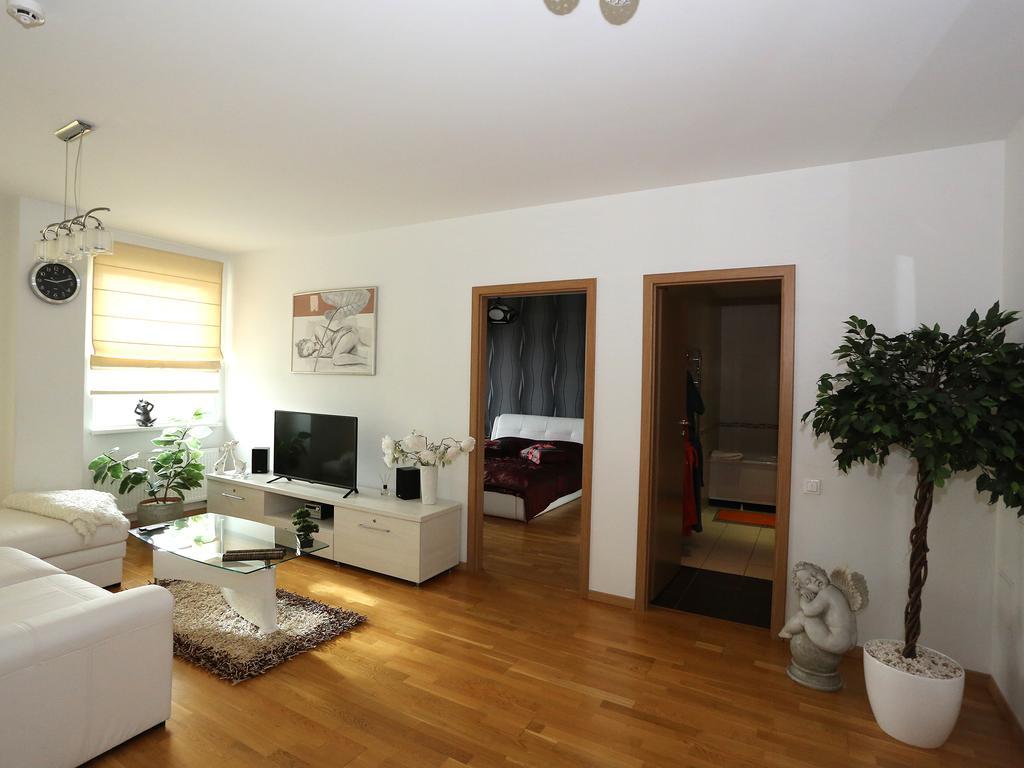 Apartments Panevezys Bagian luar foto